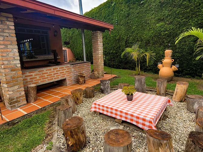 Hotel Ecohotel La Masia