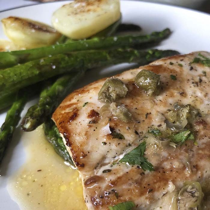 Receta: Pescado con Salsa de Mantequilla y Limón