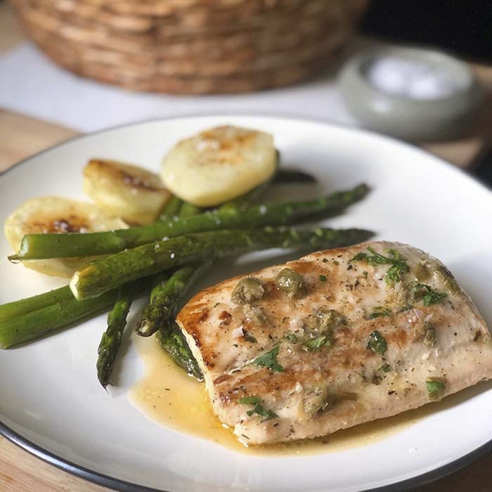 Receta: Pescado con Salsa de Mantequilla y Limón