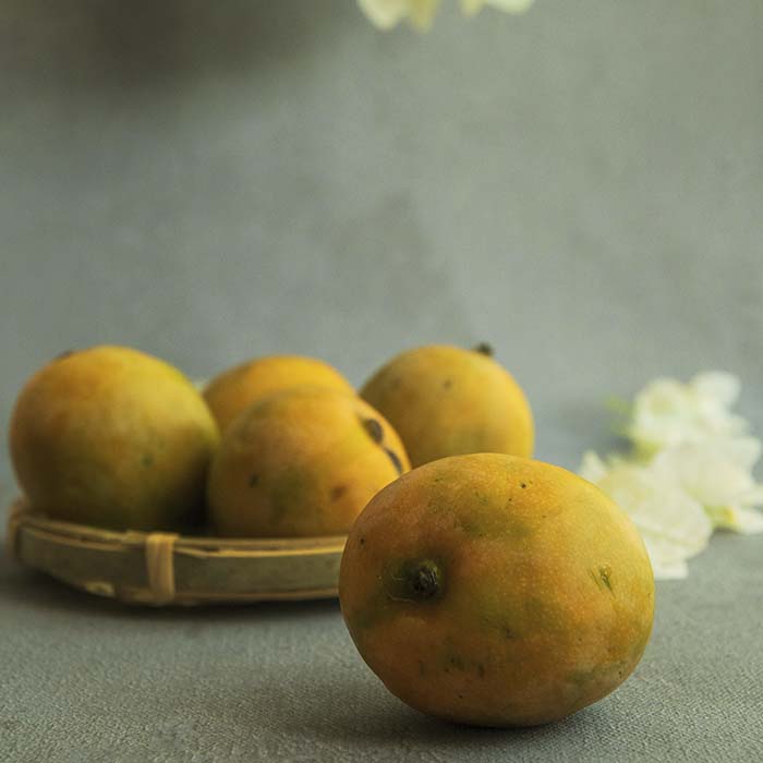 Receta: Salmón al horno con salsa de aguacate y mango