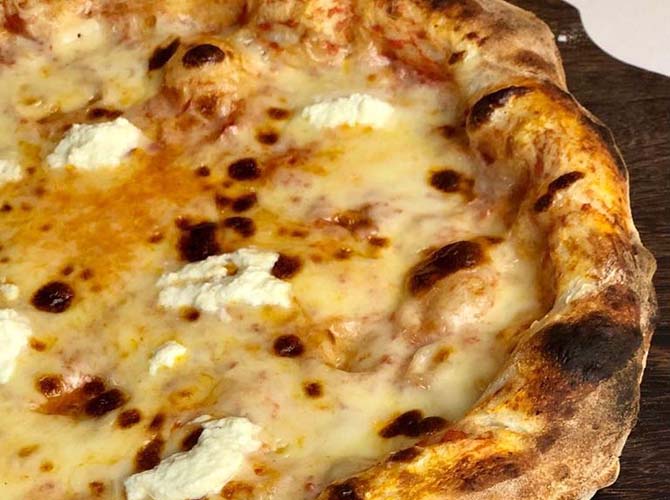 Restaurante 404 House Pizza