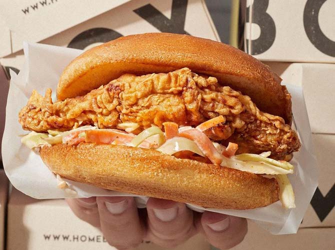 Restaurante H { } M E BURGERS