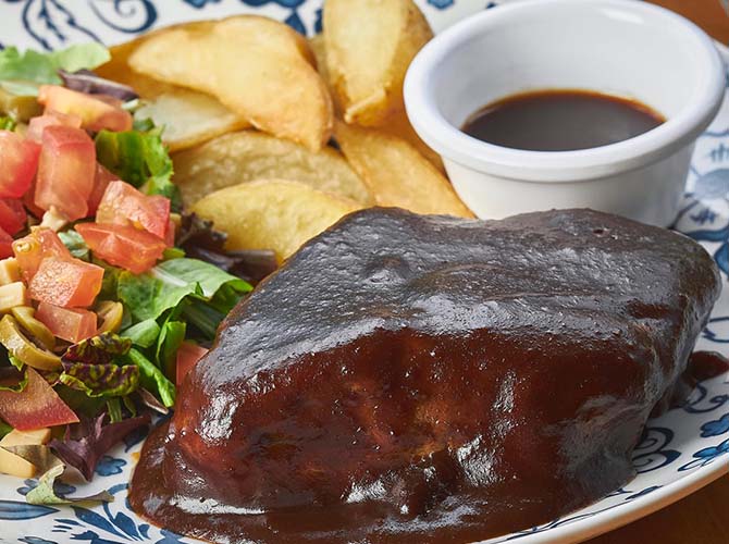 Restaurante Isabel Parrilla & charcuteria