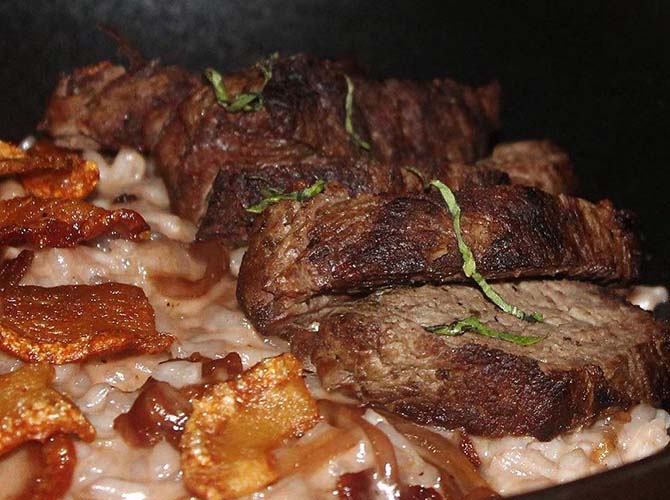 Restaurante LUGANO Fondue, Pasta y Risotto