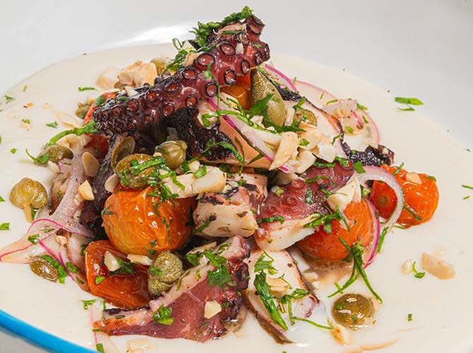 Restaurante Naous Agent Bistro