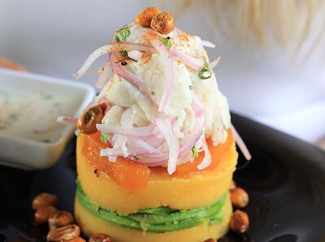 Restaurante Nikkei 232