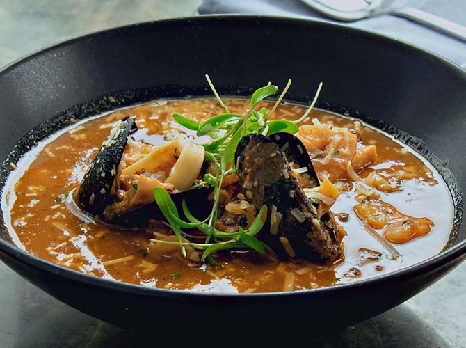 Restaurante Tauro Steak House & Bar