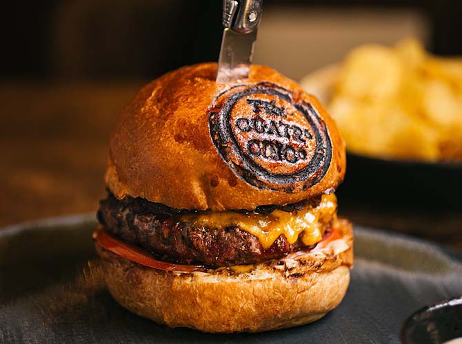 Restaurante Tres Cuatro Cinco Steakhouse